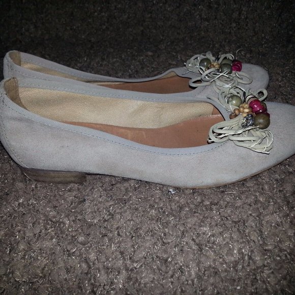 KARSTON-France-Beige Suede w/Detailing Ballet Flats-Size 37-6.5US-Excellent - Picture 4 of 7